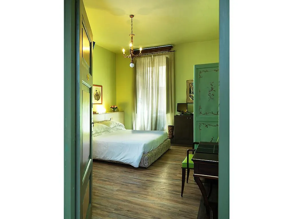 La Patirana Guesthouse Zandobbio