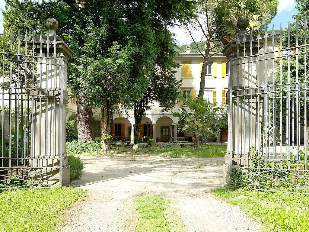 Guest house La Patirana Guesthouse Zandobbio
