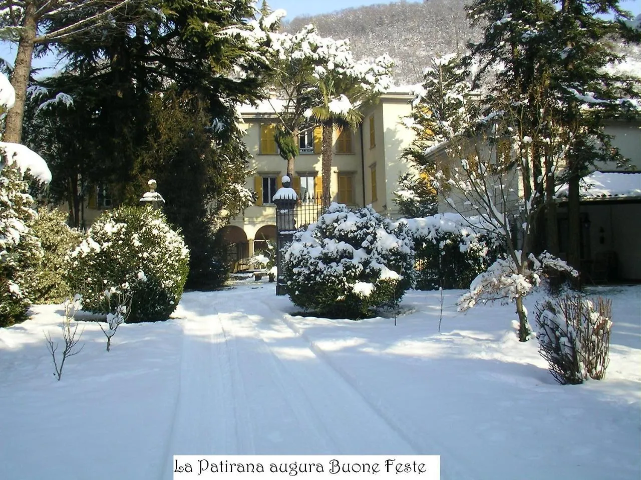 La Patirana Guesthouse Zandobbio Italy